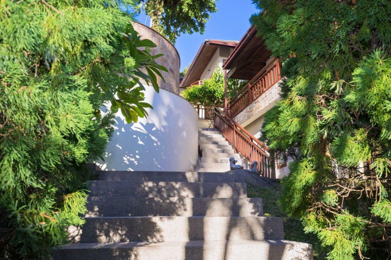 Villa Liu Nathon Bagian luar foto